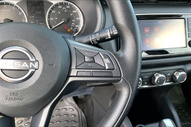 Used 2023 Nissan Kicks S FWD image 16
