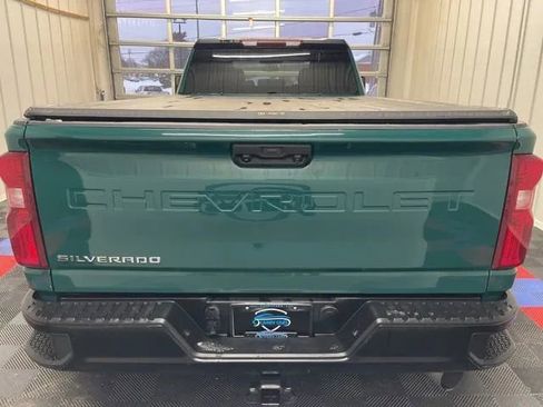 Used 2024 Chevrolet Silverado 3500 W/T image 4