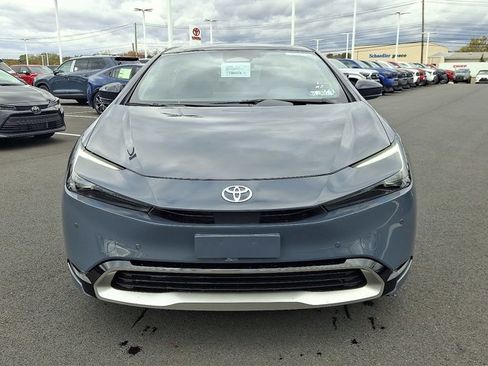 New 2026 Toyota Prius XSE image 2