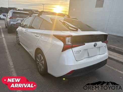 Used 2019 Toyota Prius XLE image 20