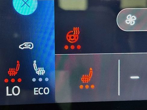 Used 2023 Volkswagen ID.4 Pro S AWD/4WD image 23