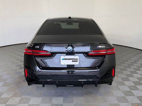 Used 2024 BMW i5 M60 w/ Executive Package image 10