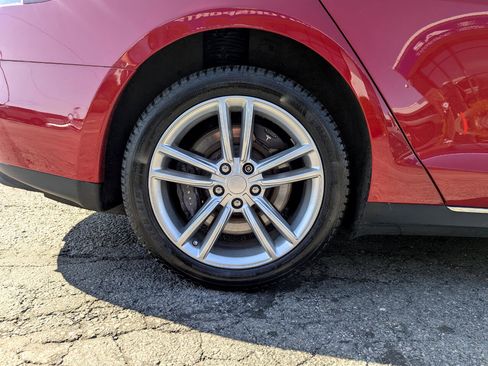 Used 2015 Tesla Model S AWD image 45