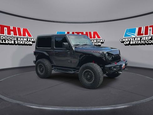 Used 2020 Jeep Wrangler Rubicon AWD/4WD image 2