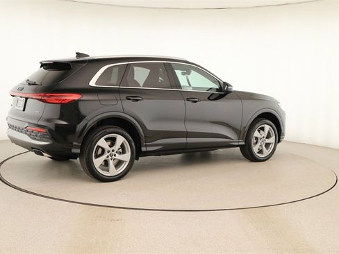 New 2025 Audi Q5 Premium Plus image 7