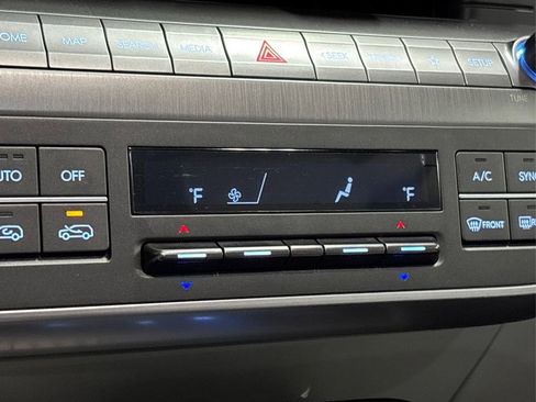 Certified 2025 Hyundai Kona SEL image 27