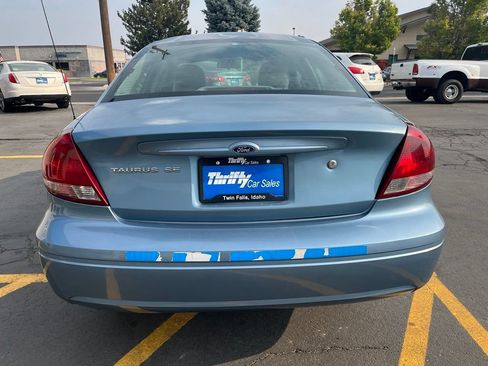 Used 2007 Ford Taurus SE FWD image 4