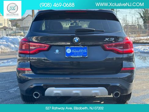 Used 2018 BMW X3 xDrive30i image 3
