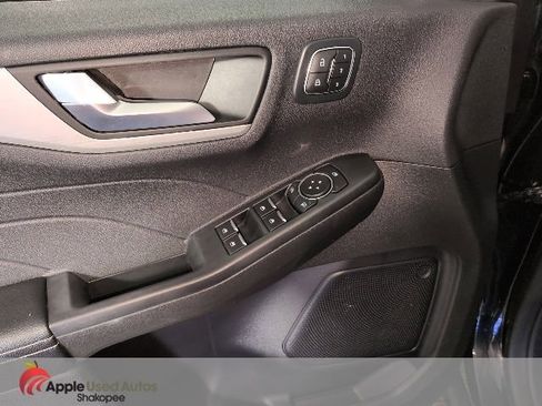 Used 2024 Ford Escape Platinum AWD/4WD image 15