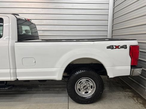Used 2020 Ford F250 XL w/ Power Equipment Group AWD/4WD image 5