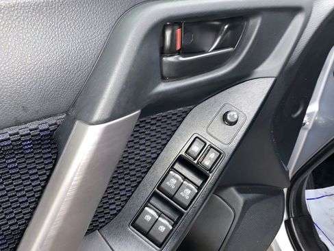 Used 2018 Subaru Forester 2.5i Premium image 10