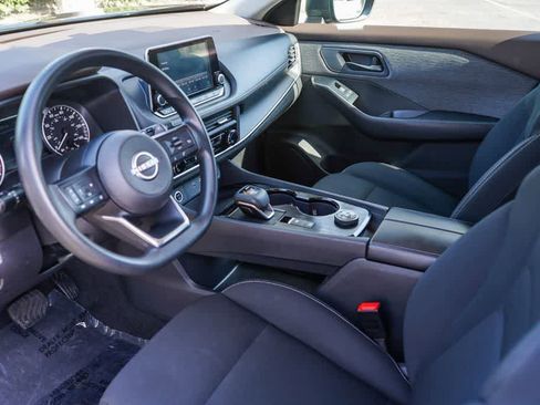 Used 2023 Nissan Rogue S AWD/4WD image 18