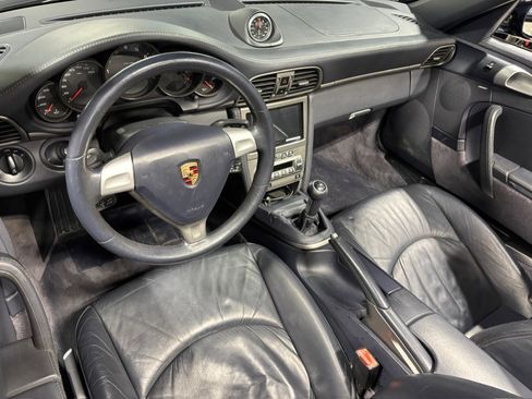 Used 2005 Porsche 911 Carrera RWD image 9