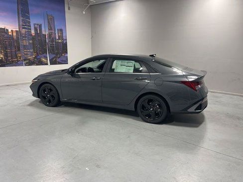 New 2026 Hyundai Elantra SEL Sport Premium FWD image 4