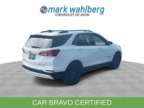 Certified 2022 Chevrolet Equinox RS w/ Infotainment Package AWD/4WD image 8