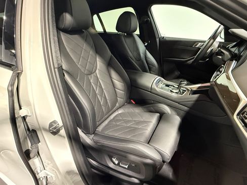 Used 2023 BMW X6 xDrive40i w/ M Sport Package AWD/4WD image 53