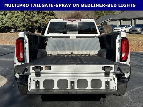 Used 2023 GMC Sierra 3500 SLT w/ SLT Premium Package image 13