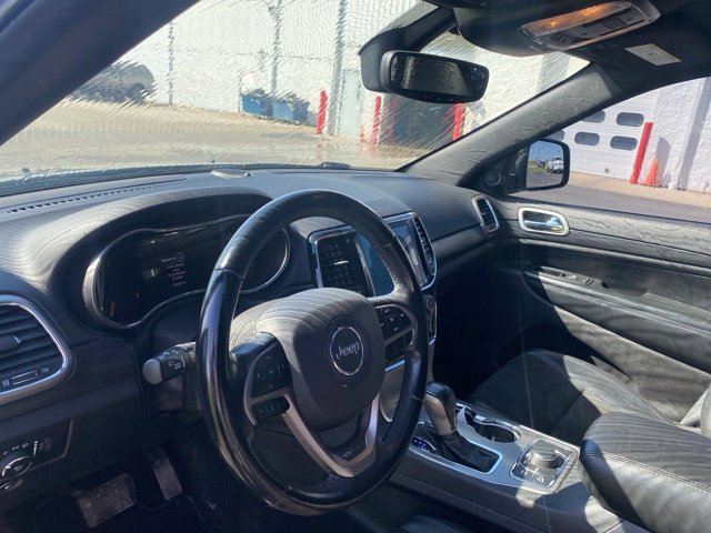 Used 2020 Jeep Grand Cherokee Altitude AWD/4WD image 13