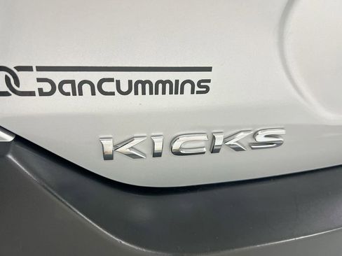 Used 2019 Nissan Kicks SV FWD image 25