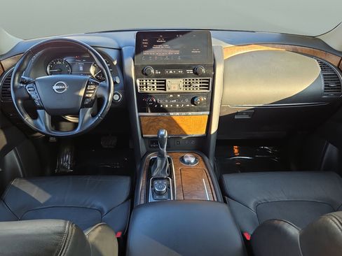 Used 2024 Nissan Armada SL image 12