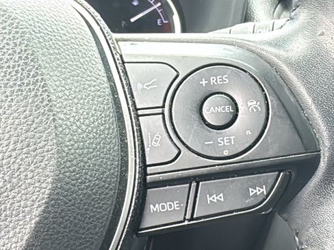 Used 2019 Toyota RAV4 Limited w/ Advanced Technology Package FWD image 24