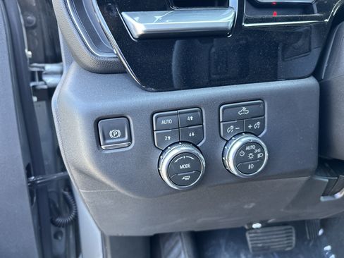New 2026 GMC Sierra 1500 Elevation w/ Preferred Package AWD/4WD image 22