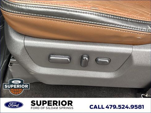 Used 2013 Ford F450 Platinum w/ Platinum Pkg image 23