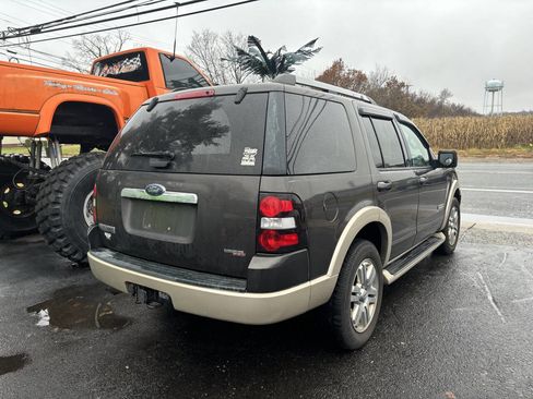 Used 2007 Ford Explorer Eddie Bauer image 5