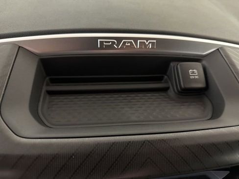 New 2026 RAM 1500 4x4 Crew Cab image 21