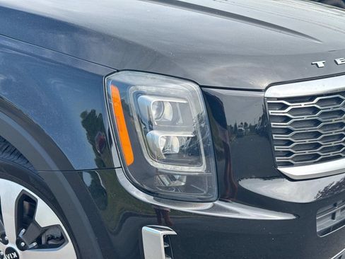 Used 2021 Kia Telluride EX w/ EX Premium Package FWD image 13