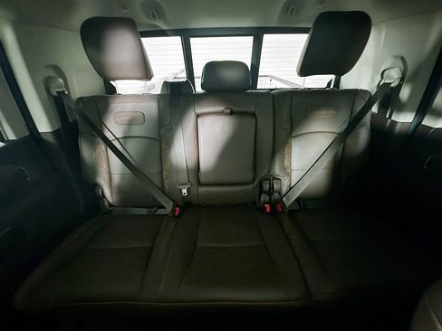 New 2026 RAM 3500 Longhorn w/ Towing Technology Group image 10