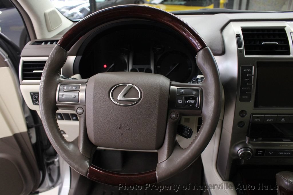 Used 2015 Lexus GX 460 Luxury w/ Preferred Accessory Package AWD/4WD image 15