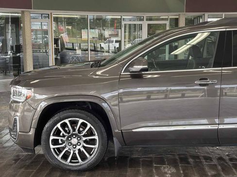 Used 2020 GMC Acadia Denali w/ Technology Package AWD/4WD image 15