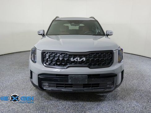 Used 2024 Kia Telluride SX Prestige X-Line AWD/4WD image 2