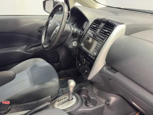 Used 2018 Nissan Versa Note SV FWD image 11