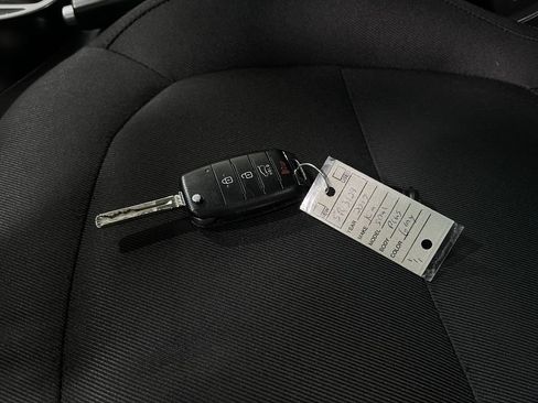 Used 2017 Kia Soul + image 34