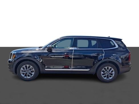 Used 2024 Kia Telluride LX AWD/4WD image 4