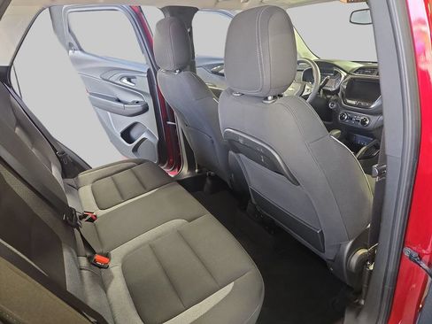 Used 2022 Chevrolet TrailBlazer LT w/ Convenience Package FWD image 12