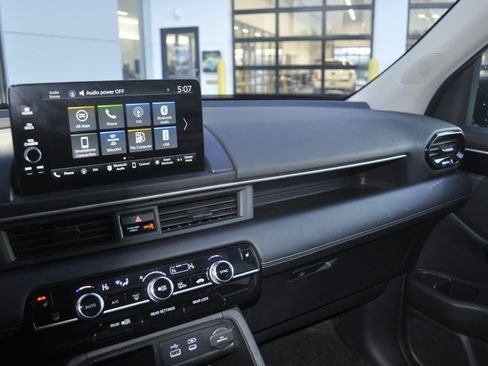 Used 2023 Honda Pilot EX-L image 24