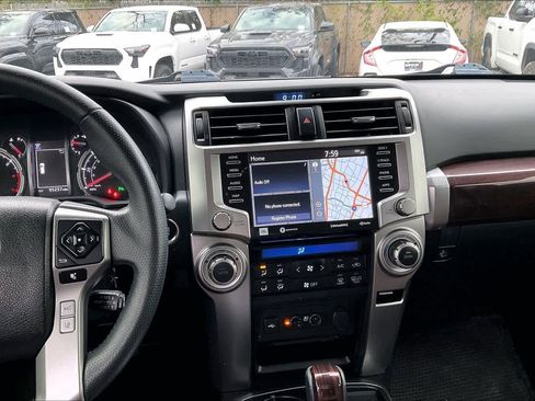 Used 2020 Toyota 4Runner Limited image 6
