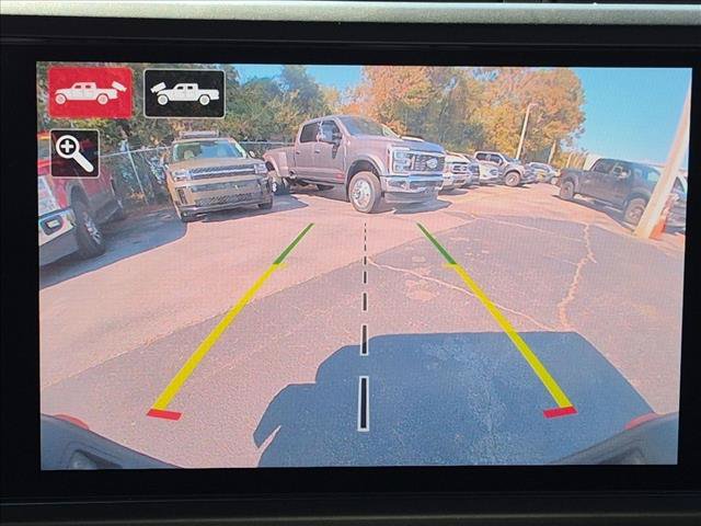 Used 2024 Jeep Gladiator Mojave w/ Technology Group AWD/4WD image 16