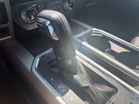 Used 2018 Ford F150 Lariat w/ Equipment Group 502A Luxury AWD/4WD image 47