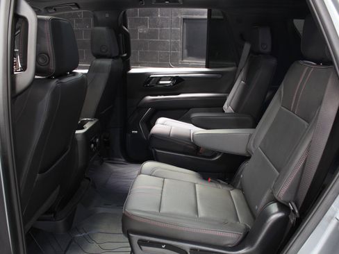 Used 2026 Chevrolet Tahoe RST w/ Comfort Package RWD image 38