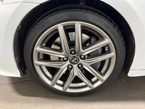 Used 2016 Lexus IS 200t w/ F Sport Package RWD image 28