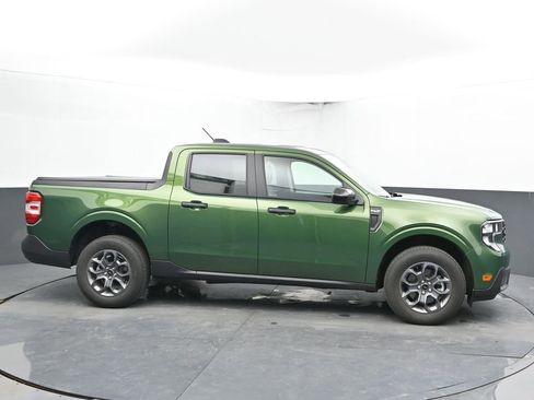 Used 2025 Ford Maverick XLT w/ XLT Luxury Package image 12