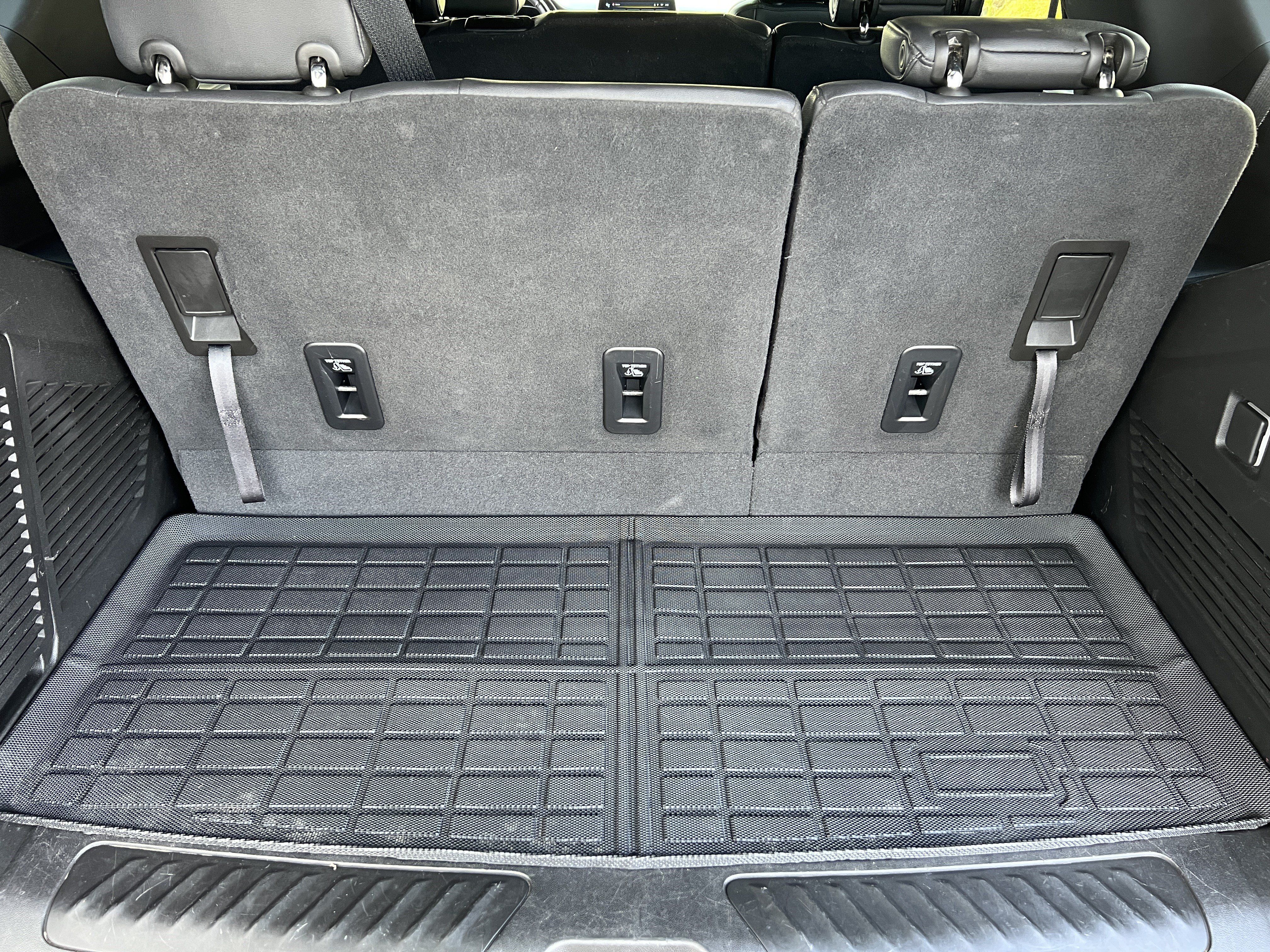 Used 2023 Chevrolet Tahoe LT AWD/4WD image 17