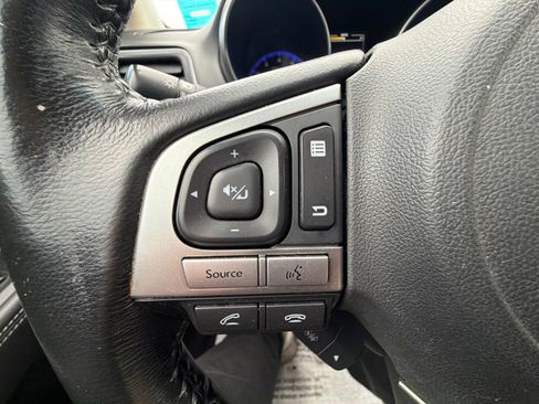 Used 2016 Subaru Outback 2.5i Limited AWD/4WD image 17
