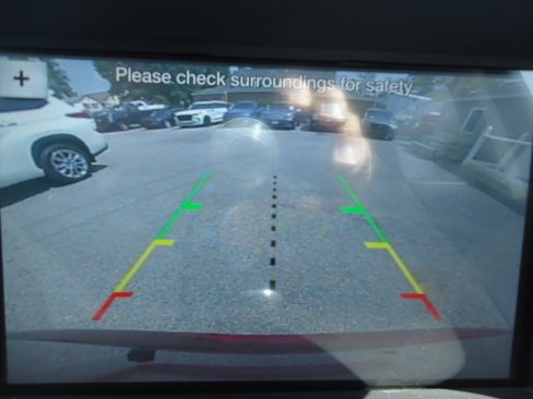 Used 2018 Ford Escape SE w/ SE Sync 3 Package AWD/4WD image 17