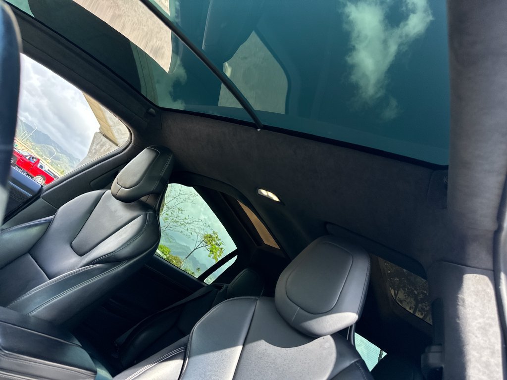 Used 2017 Tesla Model X 75D AWD/4WD image 18