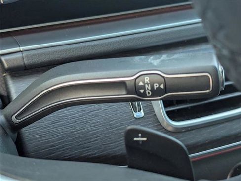 Used 2021 Mercedes-Benz GLS 450 4MATIC image 12